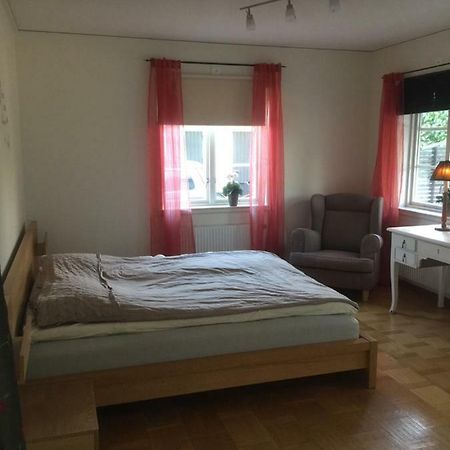Apartamento Farbror Alfreds Sjoeutsikt Köpingsvik Exterior foto